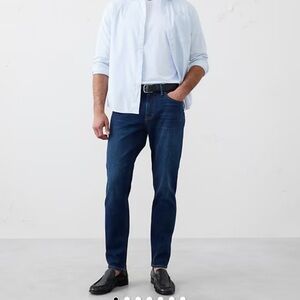 Banana Republic Men’s Travel Jeans - Dark Wash